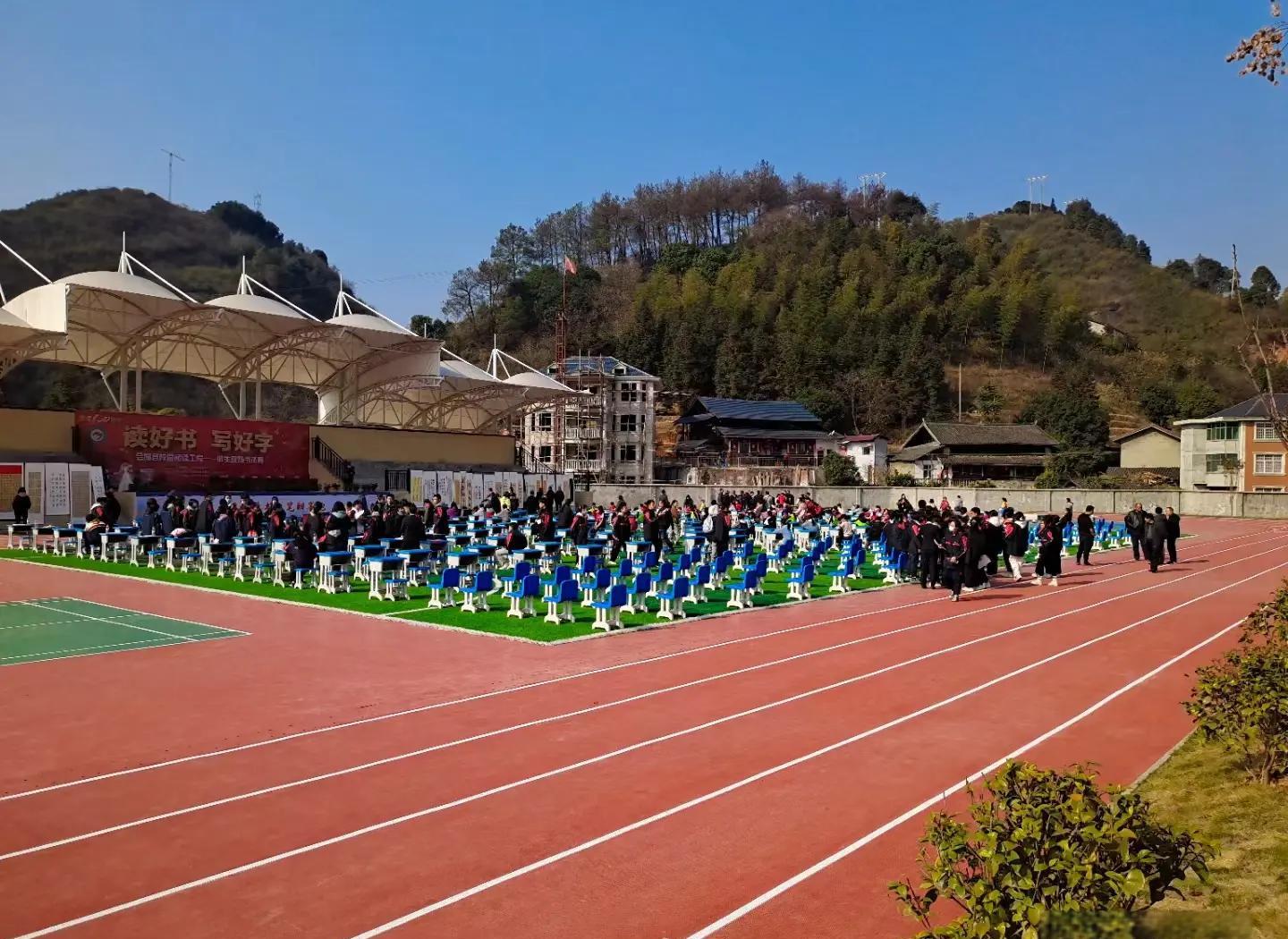 百色市硅PU塑胶跑道 - 一站式服务